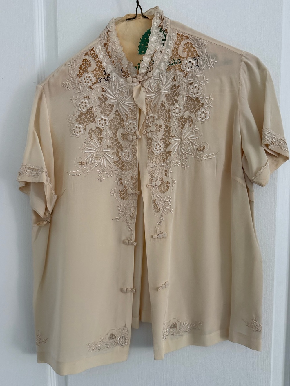 Vintage Peony 100% Silk Hand Embroidered Cutwork Blouse Cream 36